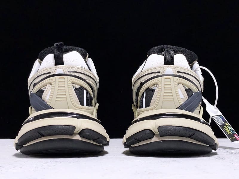 Tênis Balenciaga Track 2.0  Beige Black
