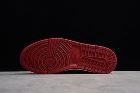 Tênis Air Jordan 1 High OG 'Bred Toe'