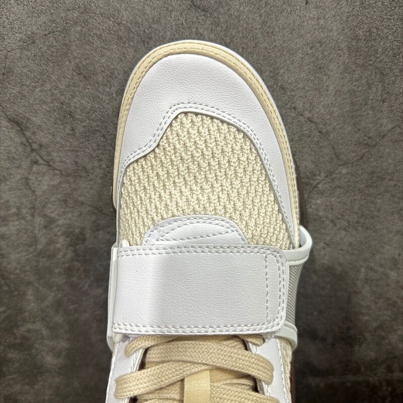 Tênis Nike Zoom Field x Travis Scott Jaxx Chocolate
