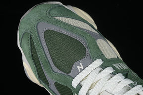Tênis New Balance 9060 Nori