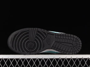 Tênis Nike Dunk Low Diamond Supply Co.