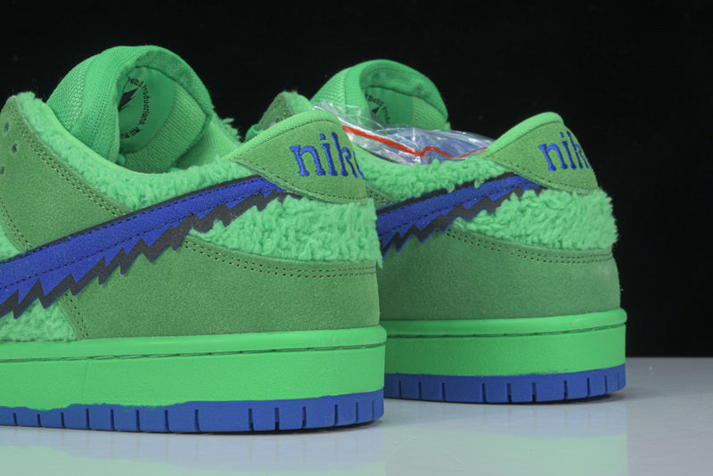 Tênis Nike SB Dunk Low Grateful Dead Bears Green