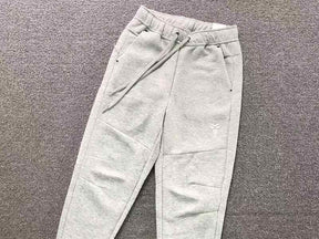 Conjunto Nike tech Fleece Kobe Bryant Cinza