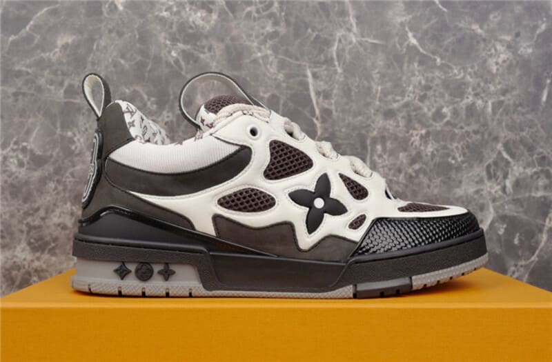 Tênis Louis Vuitton LV Skate Sneaker Grey White