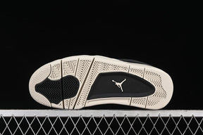Tênis Air Jordan 4 RM Light Bone
