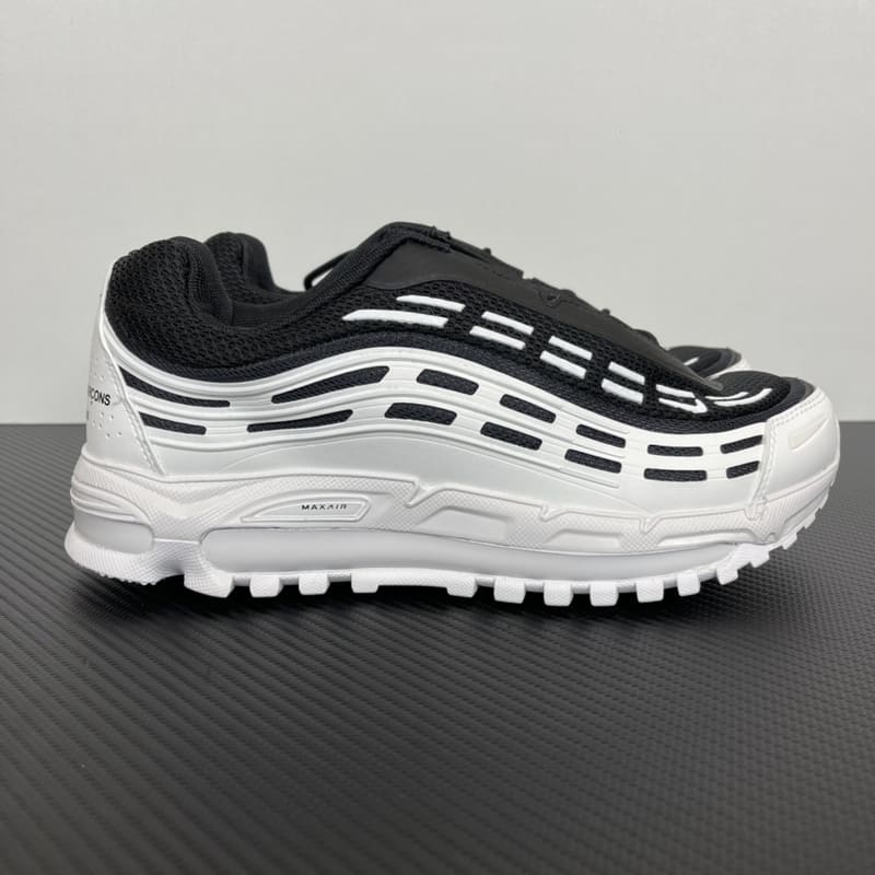 Tênis Nike Air Max TL 2.5 x Comme Des Garçons Black White