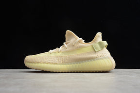 Tênis Adidas Yeezy 350 V2 Flax