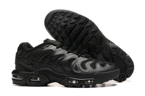 Tênis Air Max Plus TN Drift Triple Black