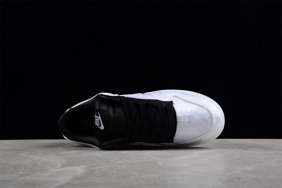 Tênis Nike Dunk Low Clot x Fragment Design