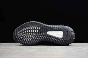 Tênis Adidas Yeezy 350 V2 Black Red