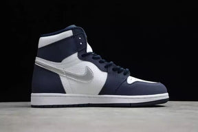 Tênis Air Jordan 1 High Midnight Navy (2020)