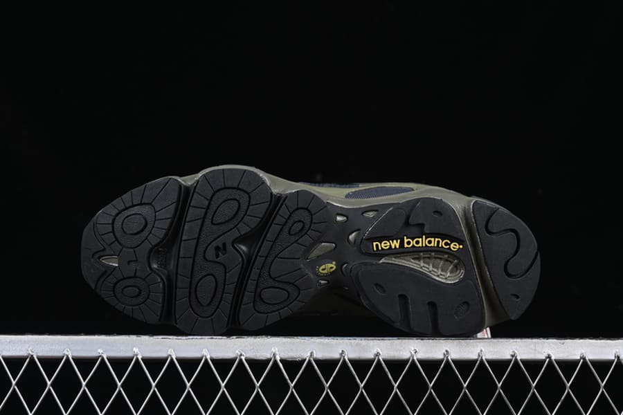 Tênis New Balance 1000 Dark Olivine