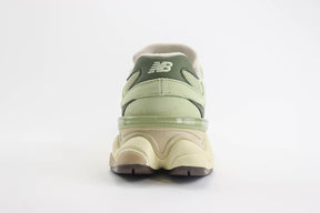 Tênis New Balance 9060 Olivine