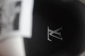 Tênis Louis Vuitton Trainer Black White