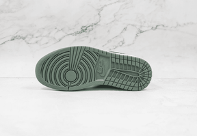 Tênis Jordan 1 Low Military Green