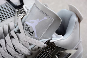 Tênis Air Jordan 4 Frozen Moments