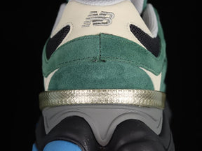 Tênis New Balance 9060 Team Forest Green