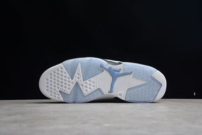 Tênis Air Jordan 6 Retro UNC White