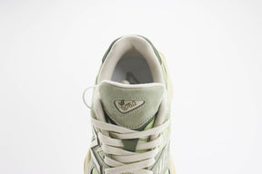 Tênis New Balance 9060 Olivine
