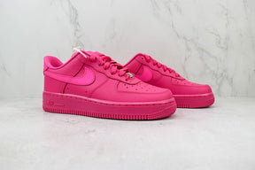Tênis Nike Air Force 1 Low Fireberry