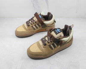 Tênis Adidas Bad Bunny x Forum Buckle Low Café