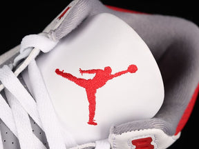 Tênis Air Jordan 3 Fire Red