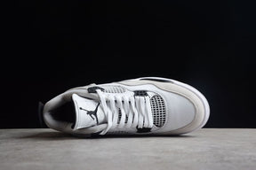 Tênis Air Jordan 4 Military Black