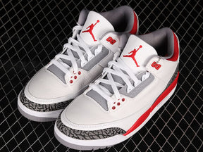 Tênis Air Jordan 3 Fire Red