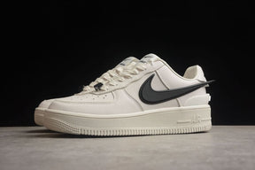 Tênis Nike x Ambush Air Force 1 Low Phantom
