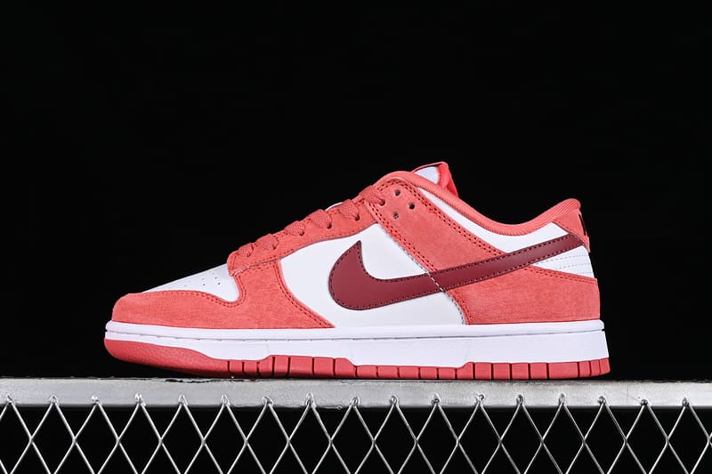 Tênis Nike SB Dunk Low ‘Valentines Day’ (2024)