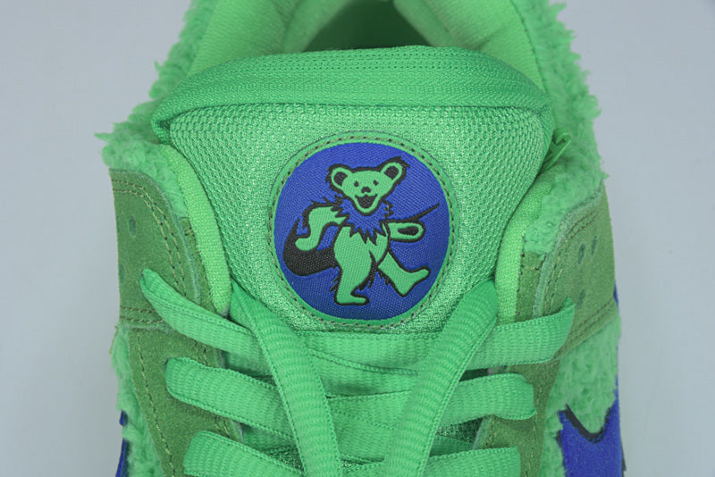 Tênis Nike SB Dunk Low Grateful Dead Bears Green