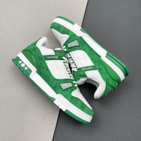 Tênis Louis Vuitton Trainer Green Monogram Denim White