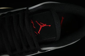 Tênis Air Jordan 4 RM Black Sail