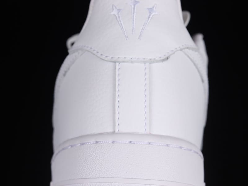 Tênis Nike x NOCTA Air Force 1 Low Certified Lover Boy