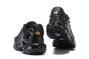 Tênis Air Max TN Plus "Triple Black"