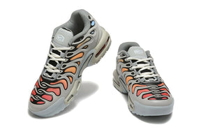 Tênis Air Max Plus TN Drift Light Smoke Grey