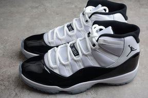 Tênis Air Jordan 11 Concord