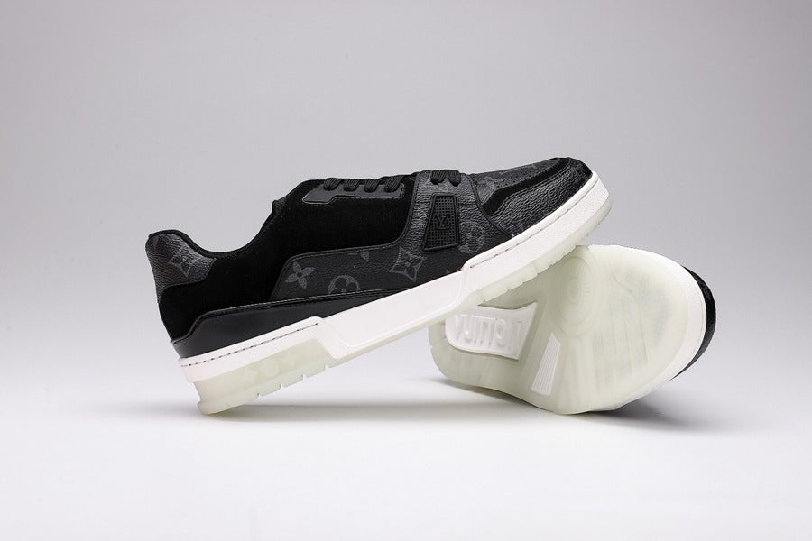 Tênis Louis Vuitton Trainer Black Monogram