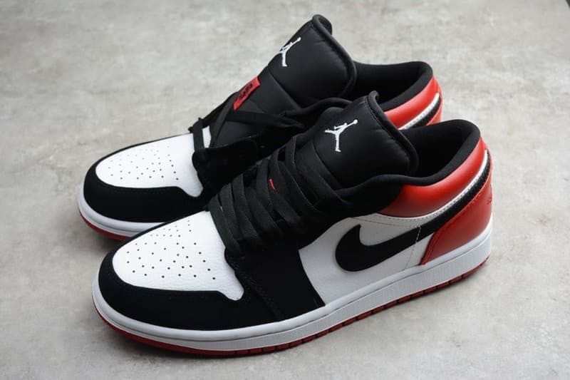 Tênis Jordan 1 Low Black Toe