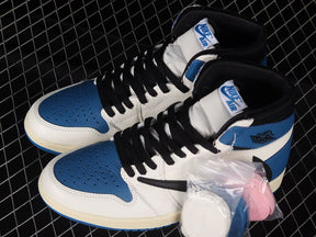 Tênis Air Jordan 1 High Travis Scott x Fragment Design