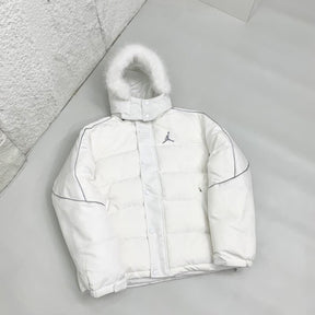 Jaqueta Puffer Jordan x Supreme