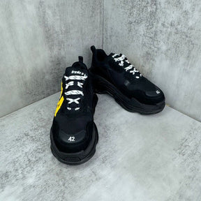 Tênis Balenciaga Triple S Tape Type Black