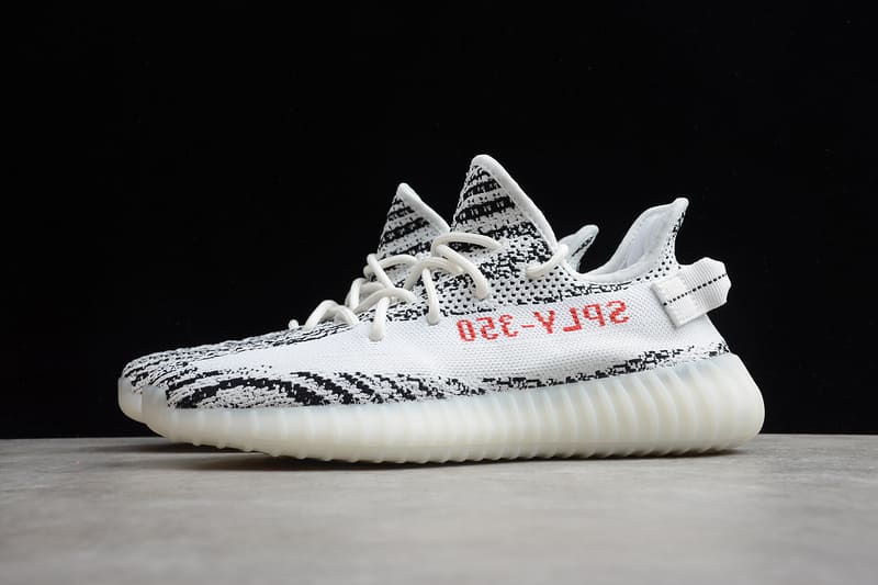 Tênis Adidas Yeezy 350 V2 Zebra