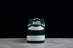 Tênis Nike Dunk Low Michigan State