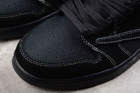 Tênis Air Jordan 1 Low x Travis Scott OG Triple Black