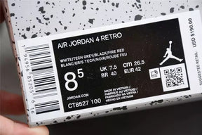 Tênis Air Jordan 4 Retro White Oreo