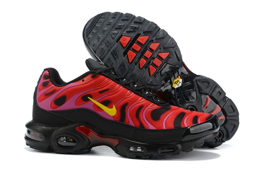 Tênis Air Max Plus TN x Supreme University Red