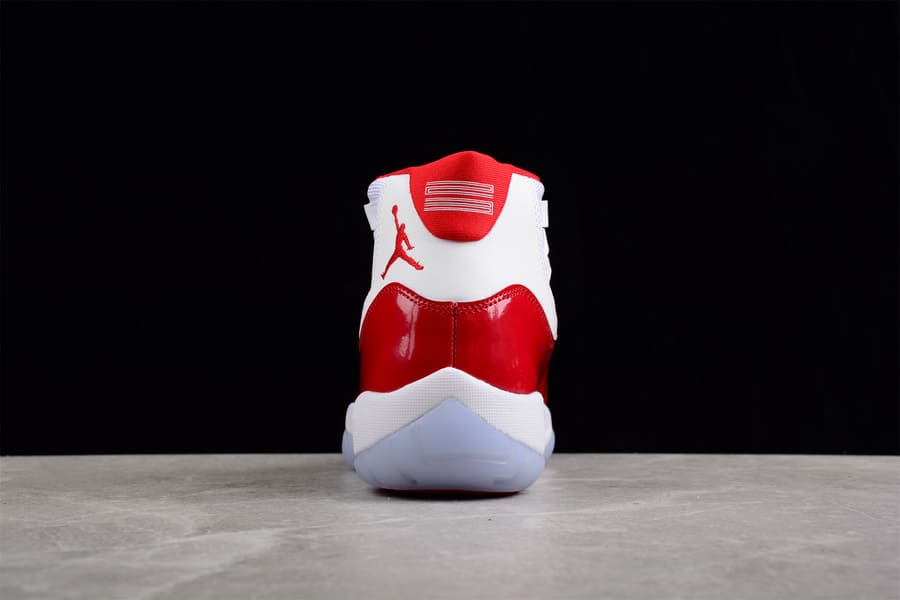 Tênis Air Jordan 11 Retro Cherry