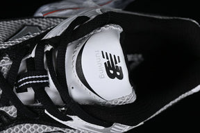 Tênis New Balance 530 Silver White