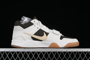 Tênis Air Jordan Jumpman x Travis Scott Jack TR Sail